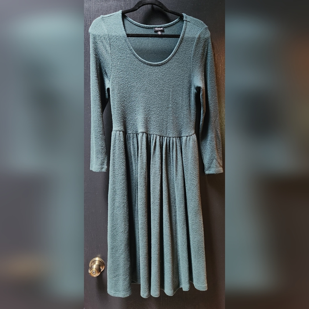 Torrid scoop neck sweater dress 00 in Forest Green